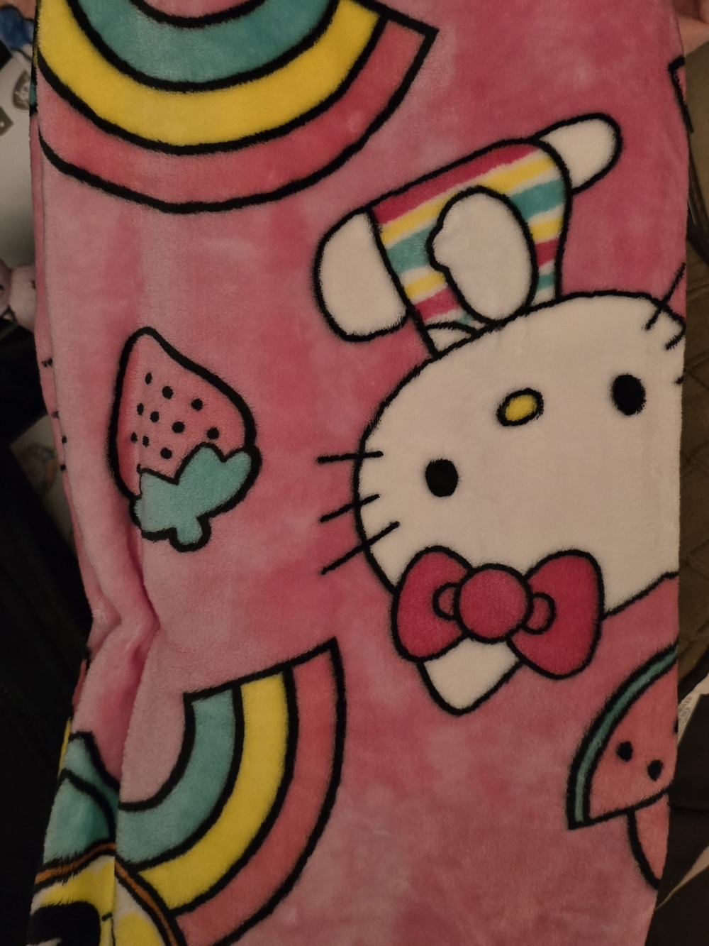 Hello Kitty Pink Rainbow & Fruit Plush Throw - Picture 3 of 3